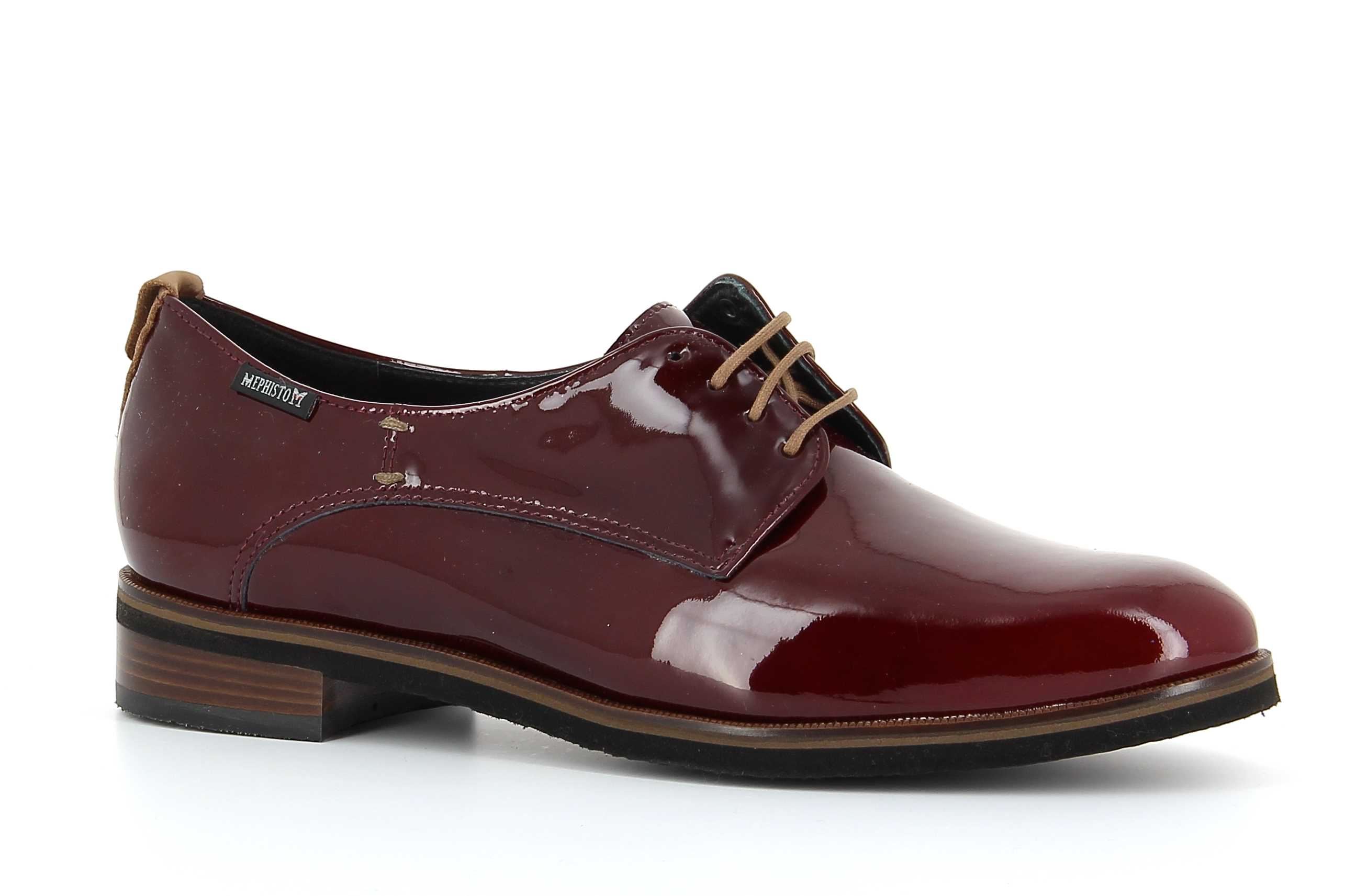 chaussures vernies bordeaux